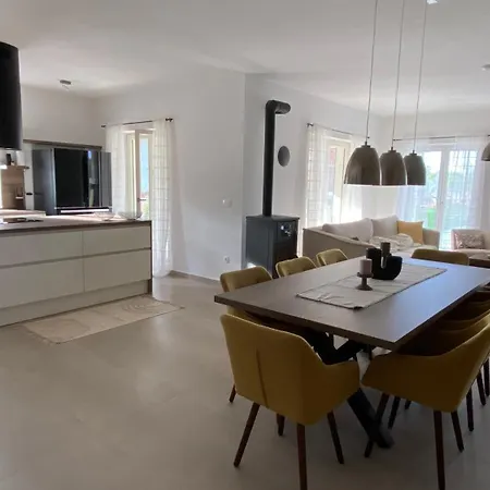 Milandro - Luxus & Ruheoase * Lasci