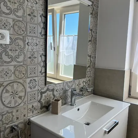 Villa Milandro - Luxus & Ruheoase Lasci
