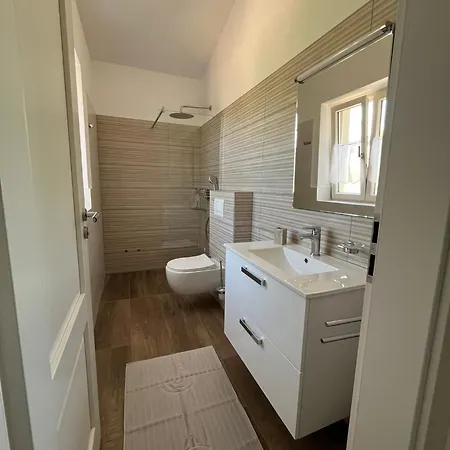 Milandro - Brand New Luxury Villa Lasci