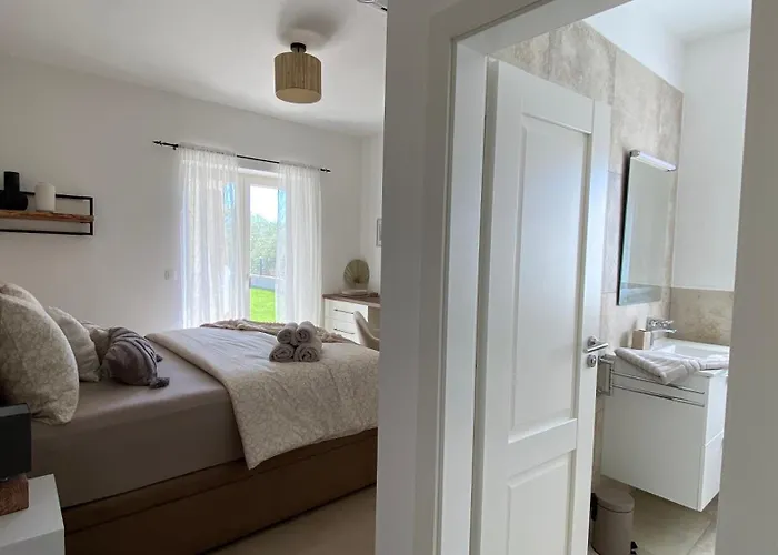 Villa Milandro - Luxus & Ruheoase Lasci