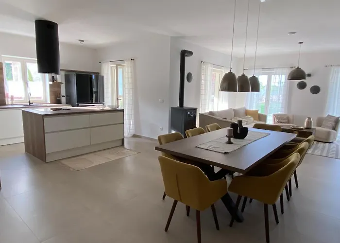 Milandro - Luxus & Ruheoase * Lasci